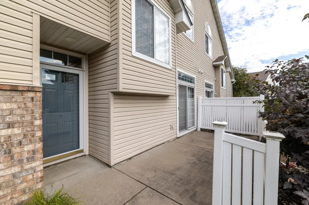 15573 Garnet Way #60 Apple Valley, MN 55124