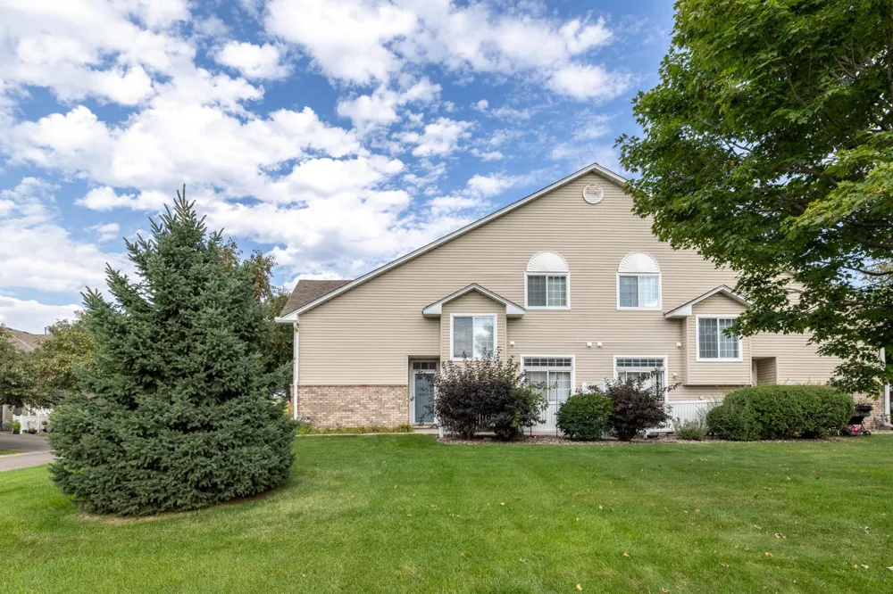 15573 Garnet Way #60 Apple Valley, MN 55124