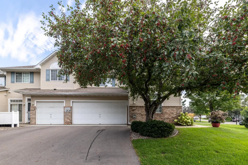 15573 Garnet Way #60 Apple Valley, MN 55124