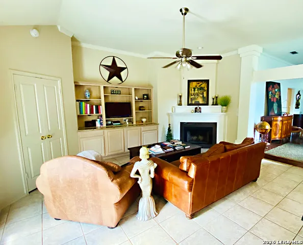 29319 Mandetta Dr Fair Oaks Ranch, TX 78015