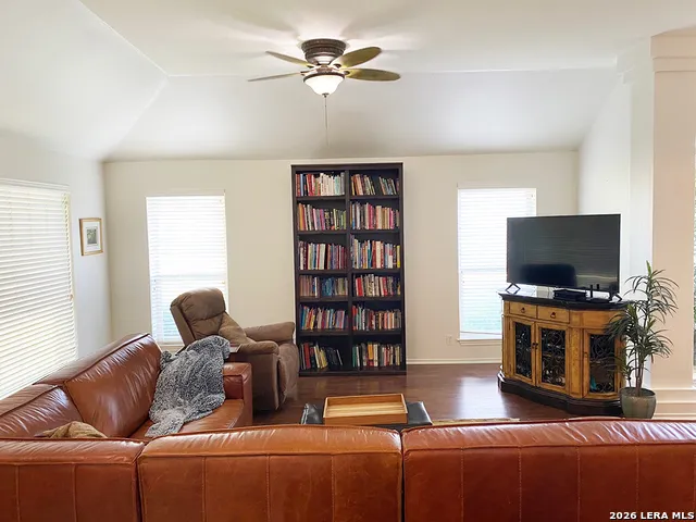 29319 Mandetta Dr Fair Oaks Ranch, TX 78015