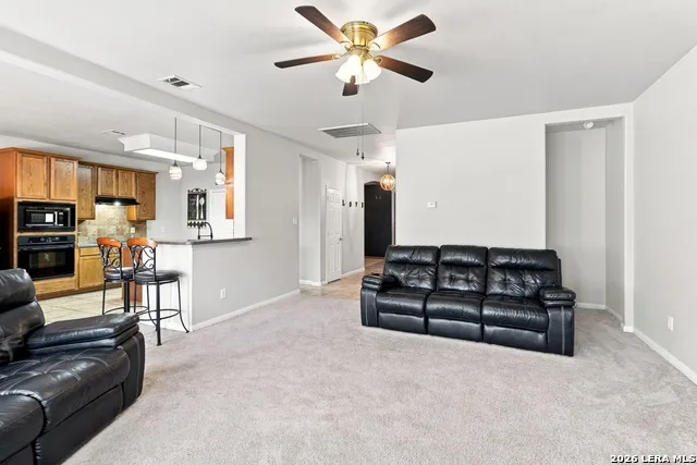 143 Still Brook Cibolo, TX 78108
