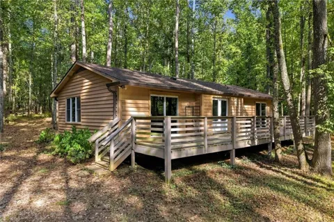 760 Cherokee Trail