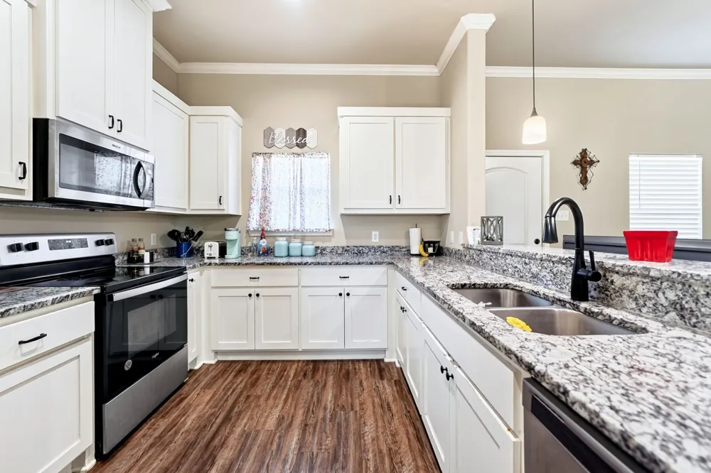 1007 Rebekah Drive Seven Points, TX 75143