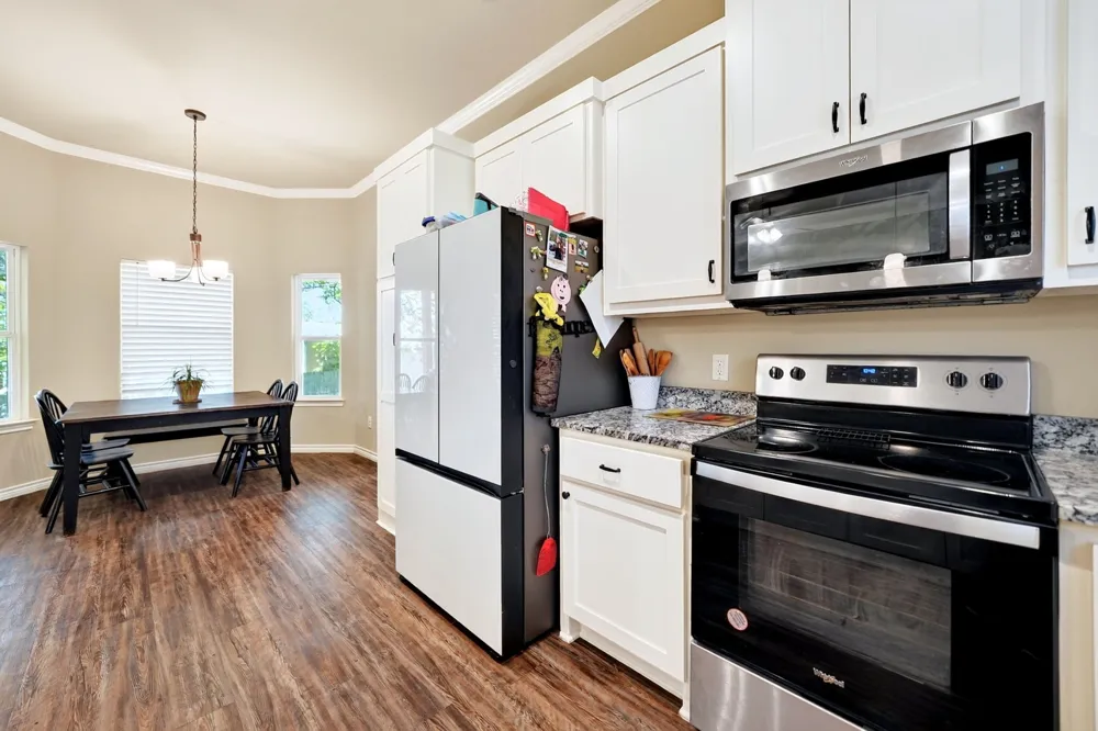 1007 Rebekah Drive Seven Points, TX 75143