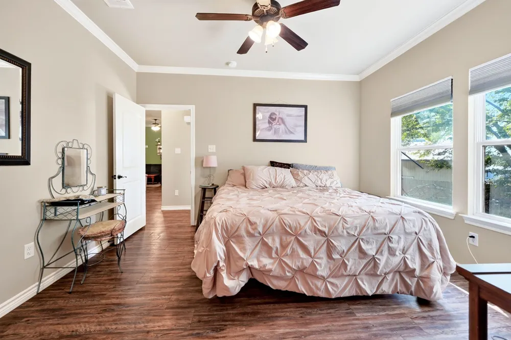 1007 Rebekah Drive Seven Points, TX 75143