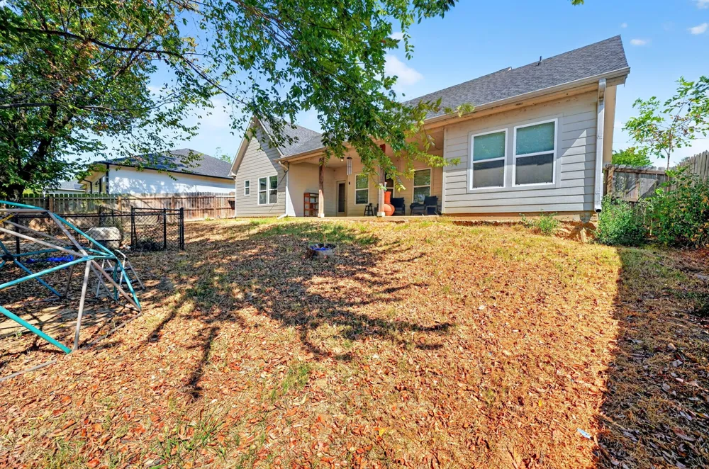 1007 Rebekah Drive Seven Points, TX 75143