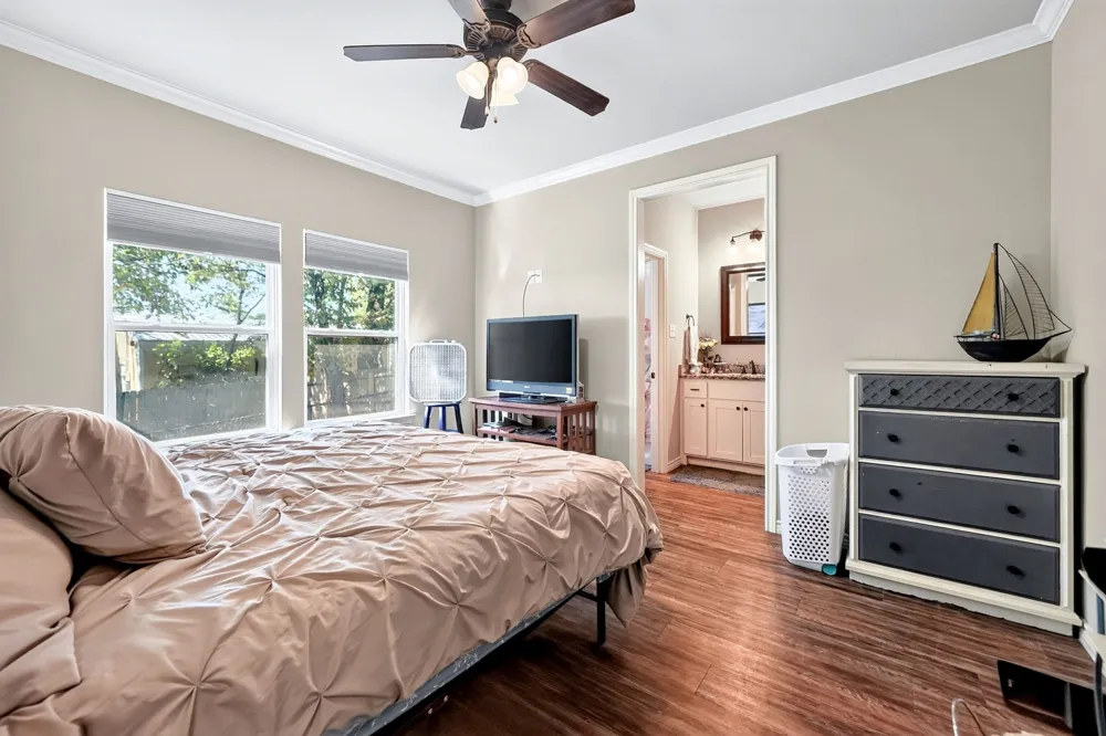 1007 Rebekah Drive Seven Points, TX 75143