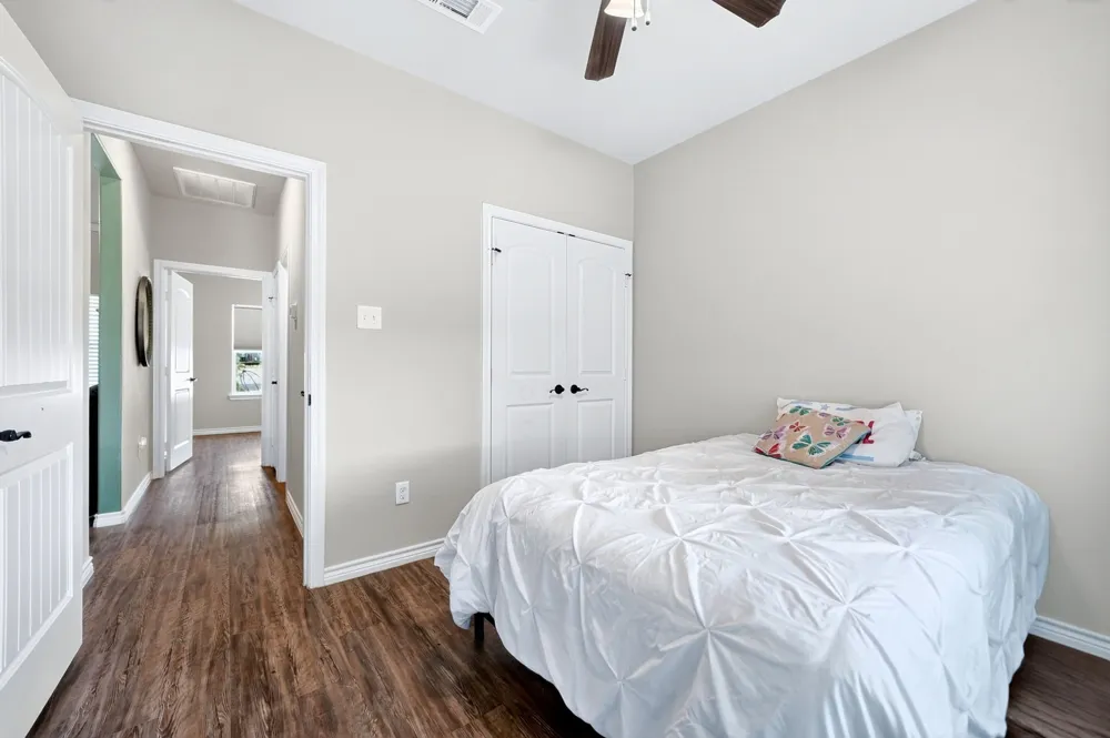 1007 Rebekah Drive Seven Points, TX 75143