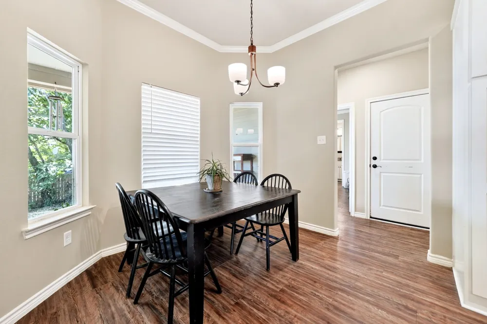 1007 Rebekah Drive Seven Points, TX 75143