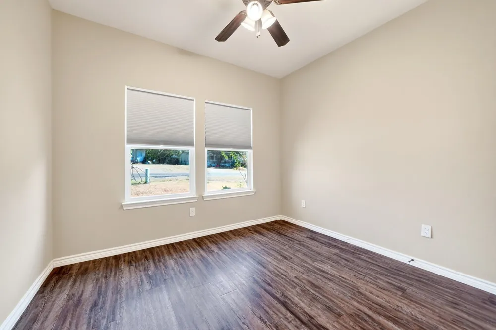 1007 Rebekah Drive Seven Points, TX 75143