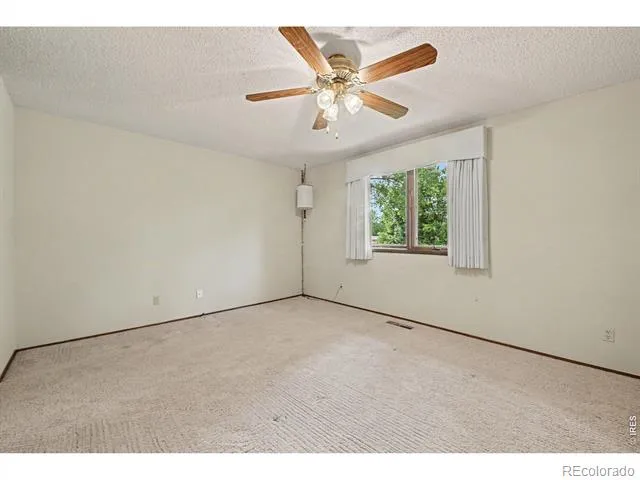 1100 Taft Avenue #5 Loveland, CO 80537