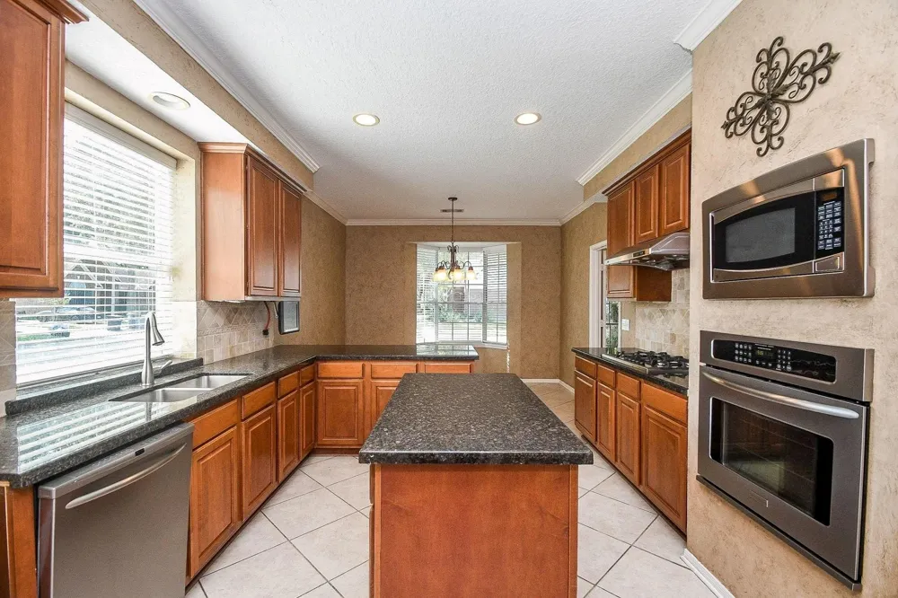 19002 Appletree Hill Lane Houston, TX 77084