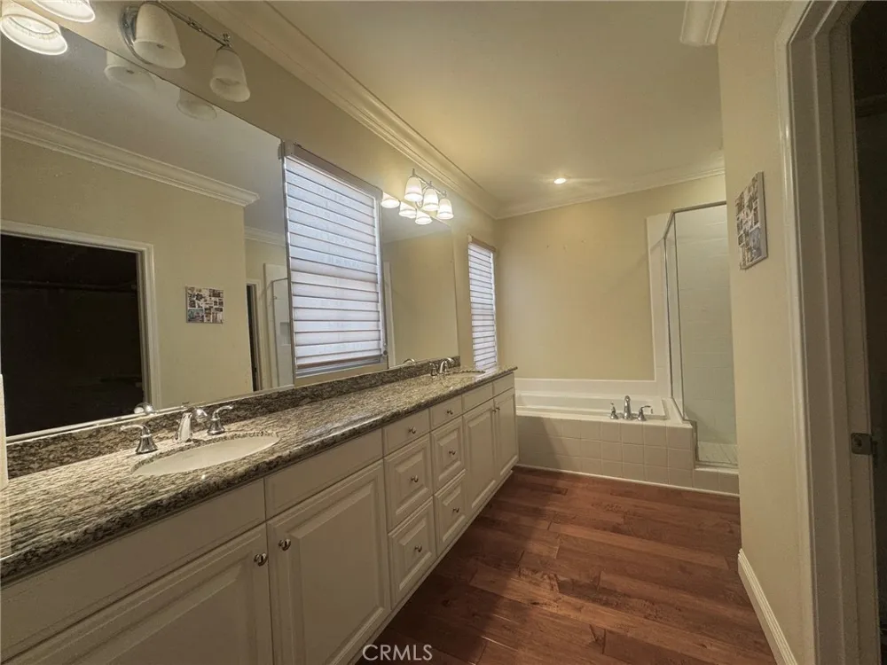 25 Loquat Irvine, CA 92618