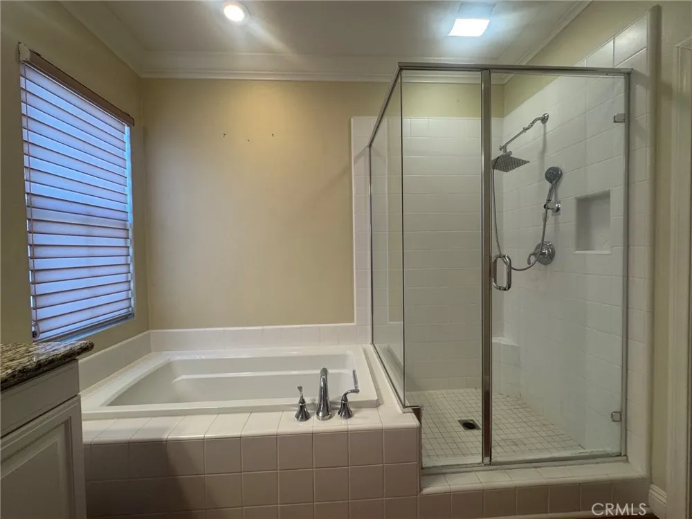 25 Loquat Irvine, CA 92618
