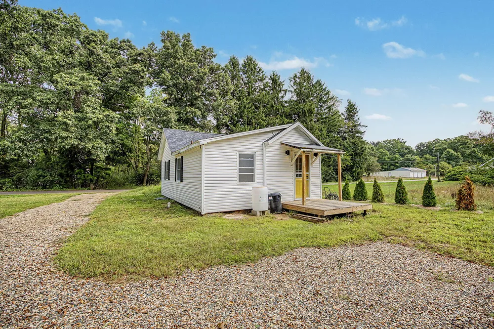 8195 Frie Avenue Kalamazoo, MI 49009