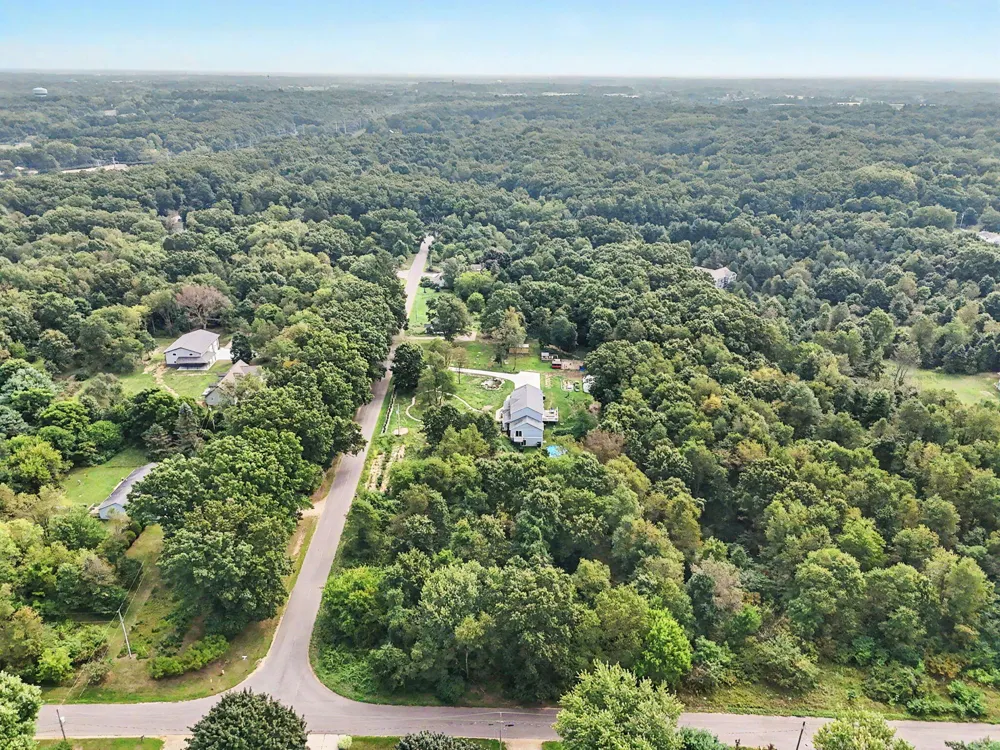 8195 Frie Avenue Kalamazoo, MI 49009