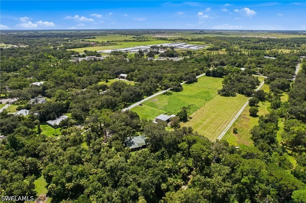 Rope Bend Drive Labelle, FL 33935