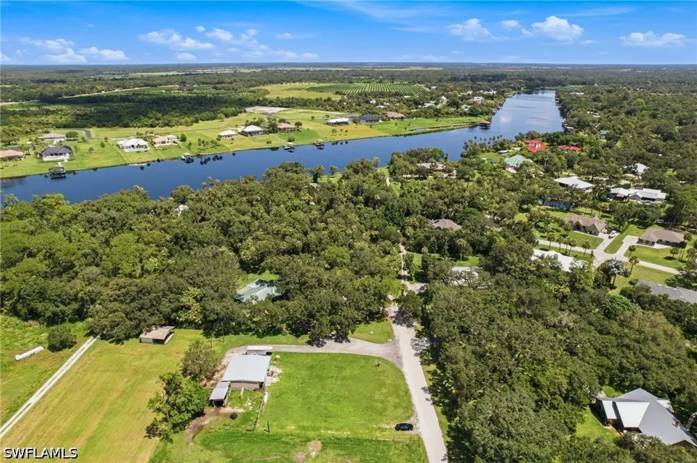 Rope Bend Drive Labelle, FL 33935
