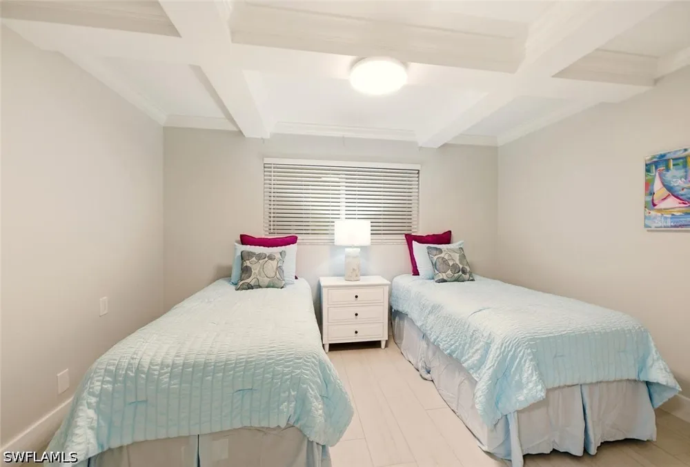 8th Avenue S #103 Naples, FL 34102