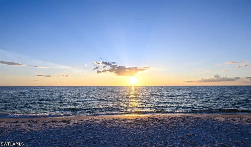 8th Avenue S #103 Naples, FL 34102