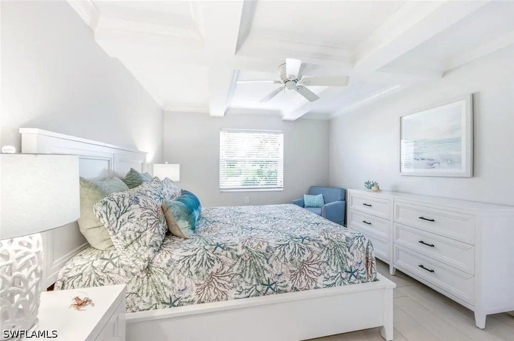 8th Avenue S #103 Naples, FL 34102