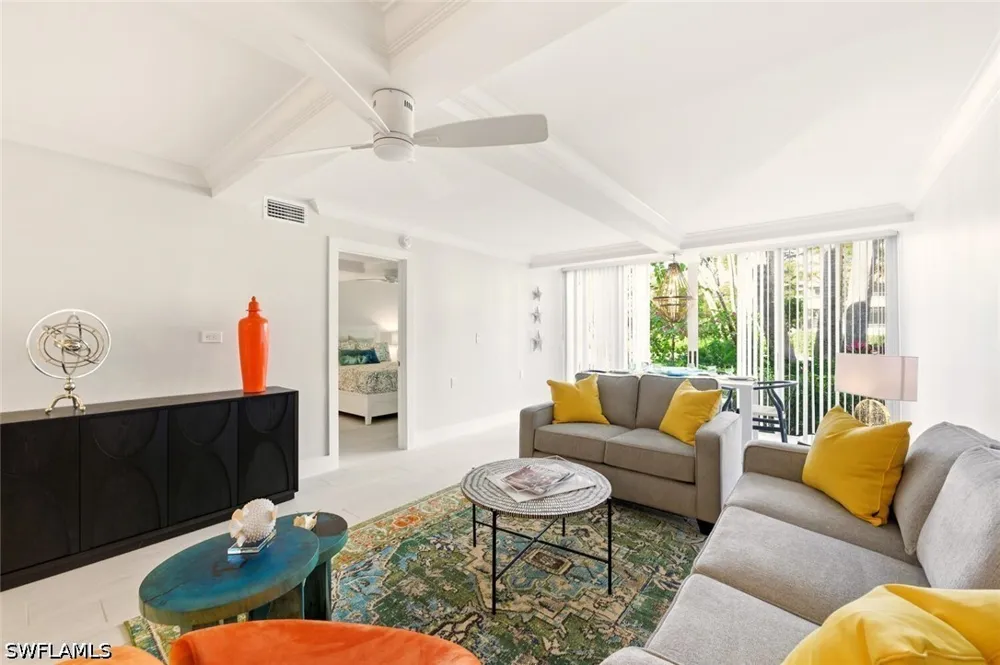 8th Avenue S #103 Naples, FL 34102