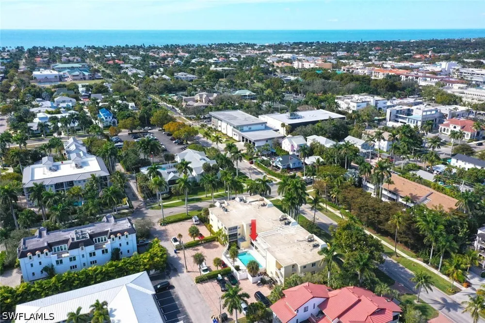 8th Avenue S #103 Naples, FL 34102