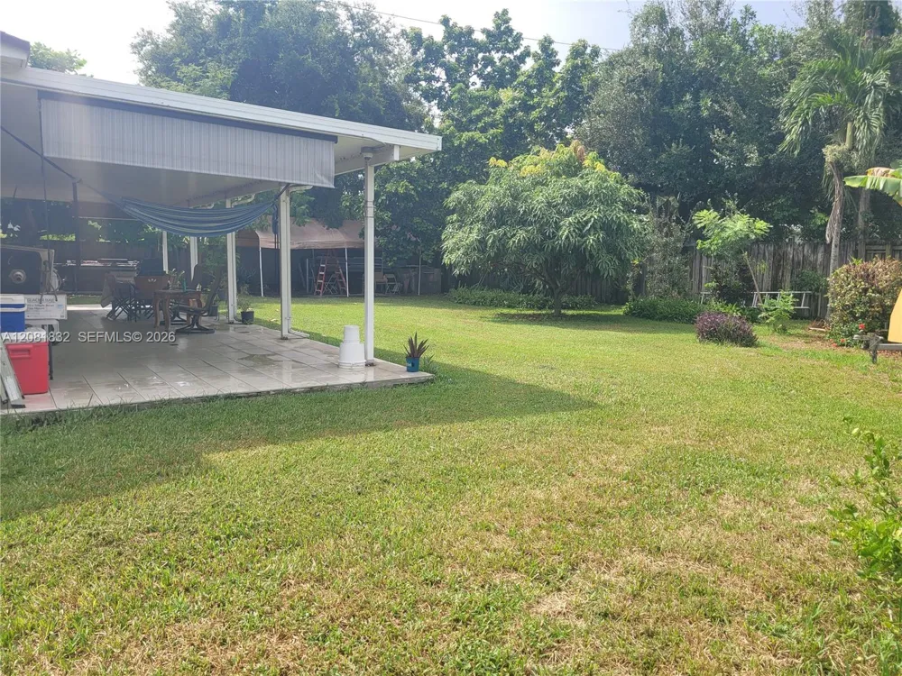 6131 Fletcher St Hollywood, FL 33023