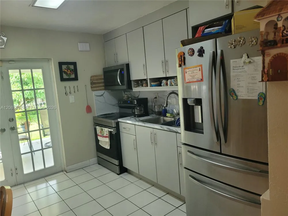 6131 Fletcher St Hollywood, FL 33023