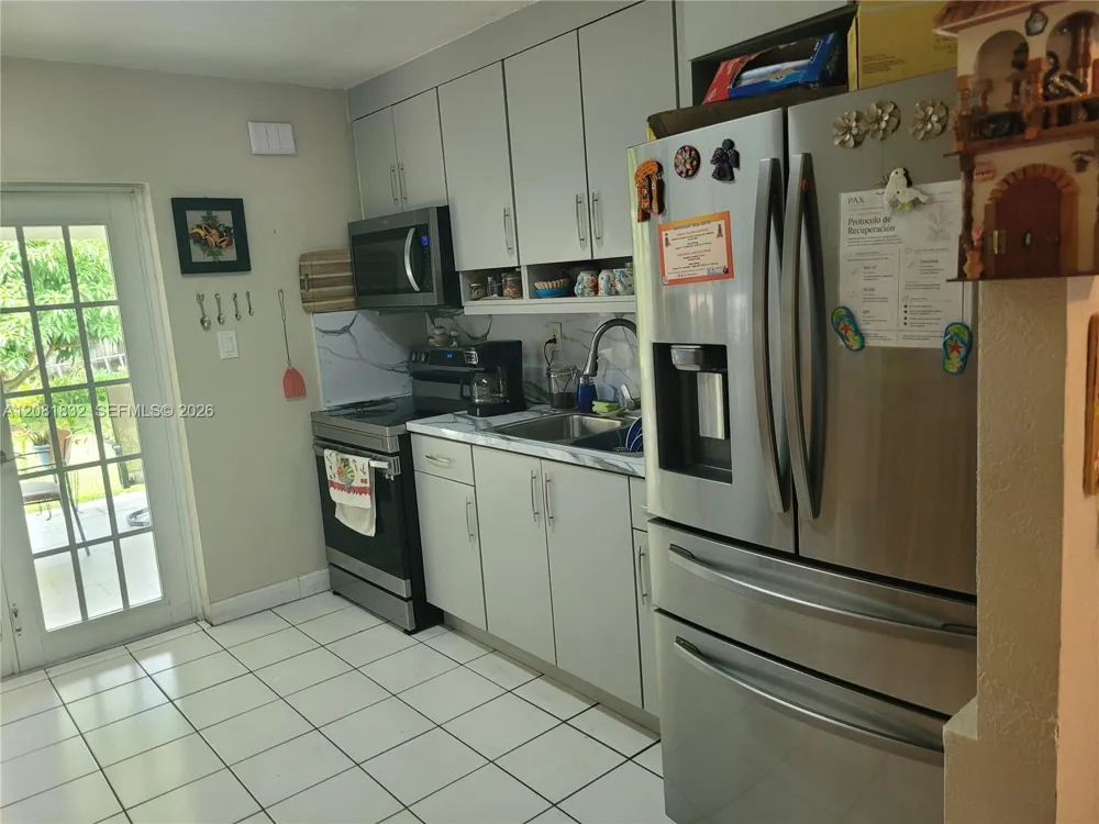 6131 Fletcher St Hollywood, FL 33023