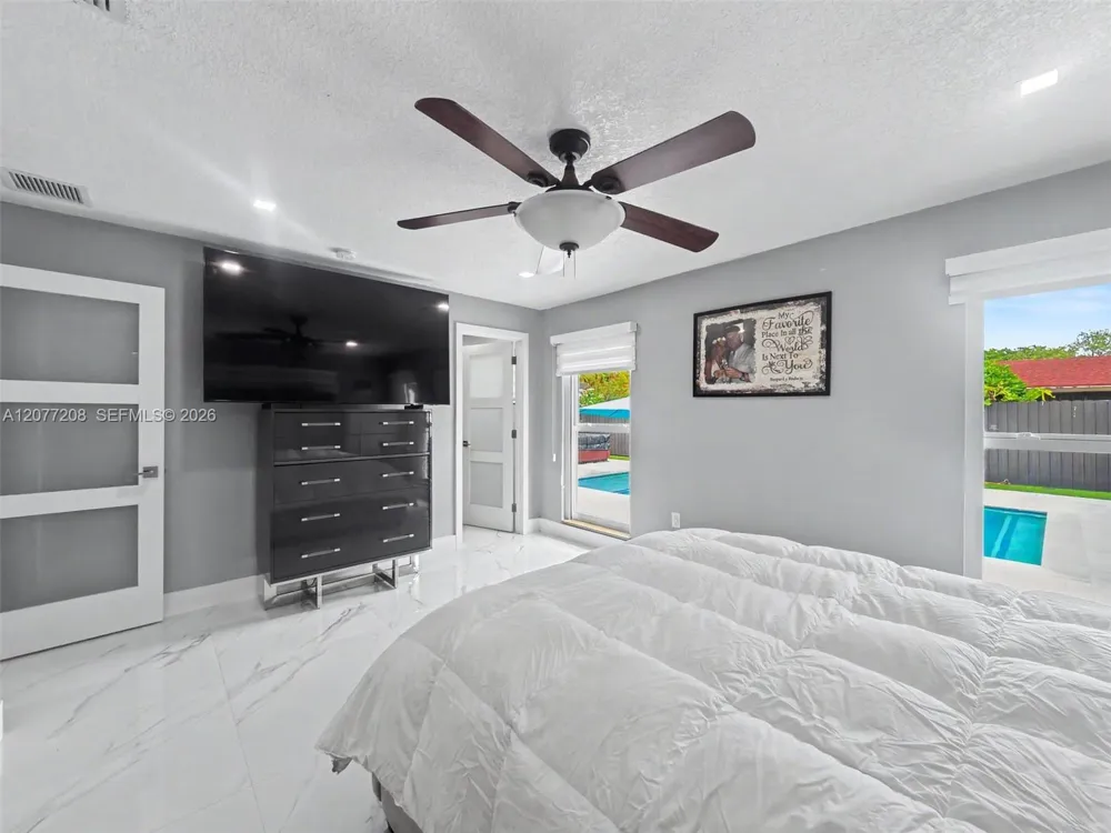 14111 SW 75th St Miami, FL 33183