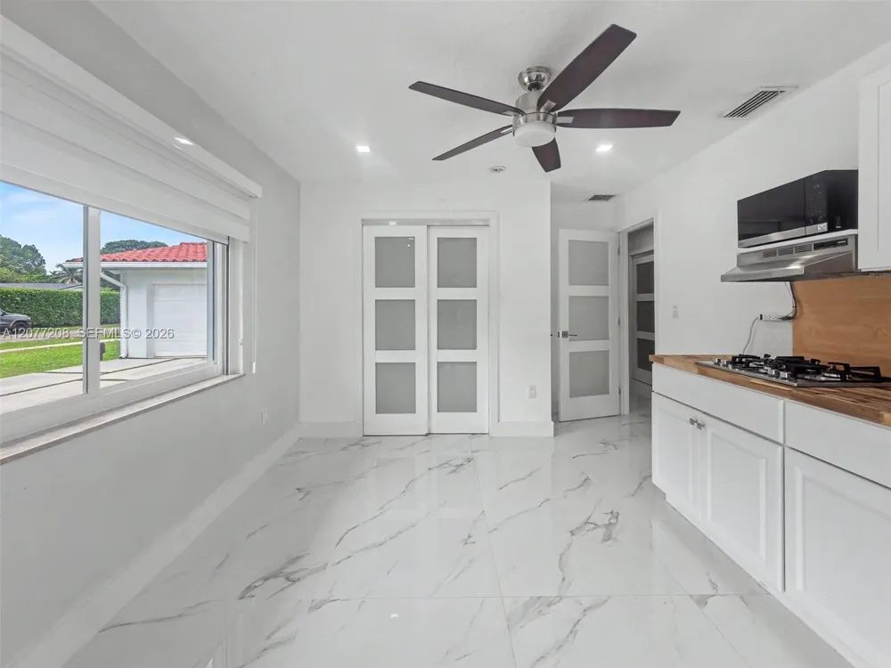 14111 SW 75th St Miami, FL 33183