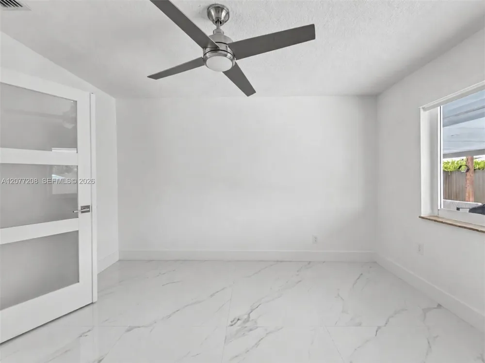 14111 SW 75th St Miami, FL 33183