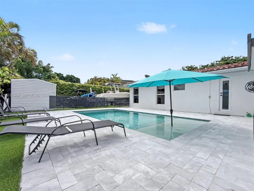 14111 SW 75th St Miami, FL 33183