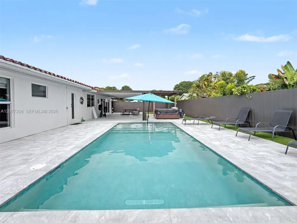 14111 SW 75th St Miami, FL 33183