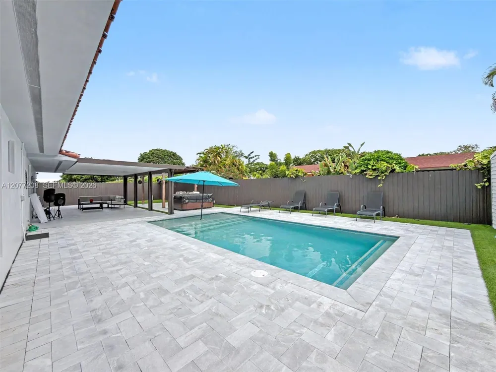 14111 SW 75th St Miami, FL 33183