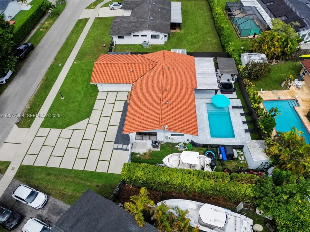 14111 SW 75th St Miami, FL 33183