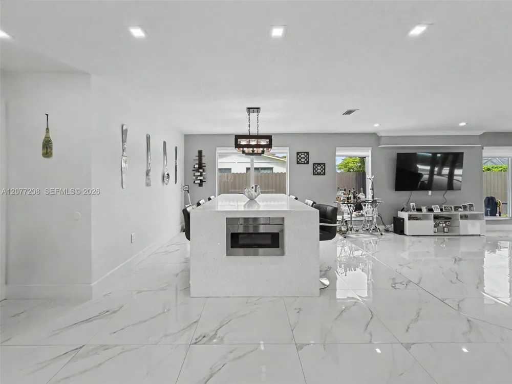 14111 SW 75th St Miami, FL 33183