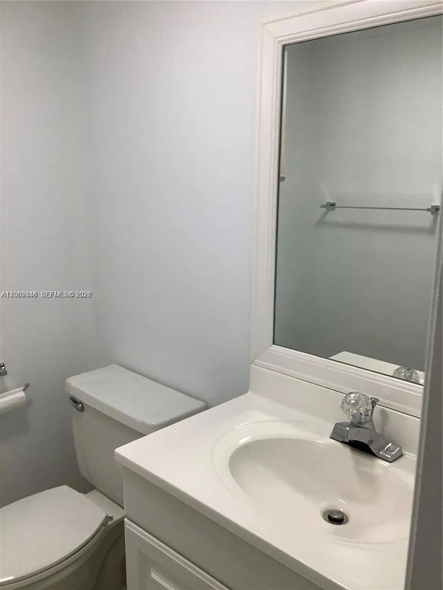 9359 Fontainebleau Blvd #F307 Miami, FL 33172