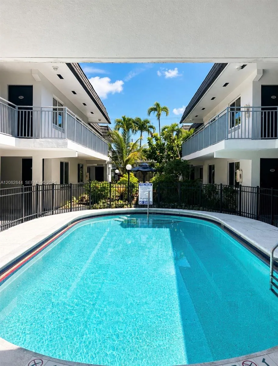 1000 SE 15th St #205 Fort Lauderdale, FL 33316