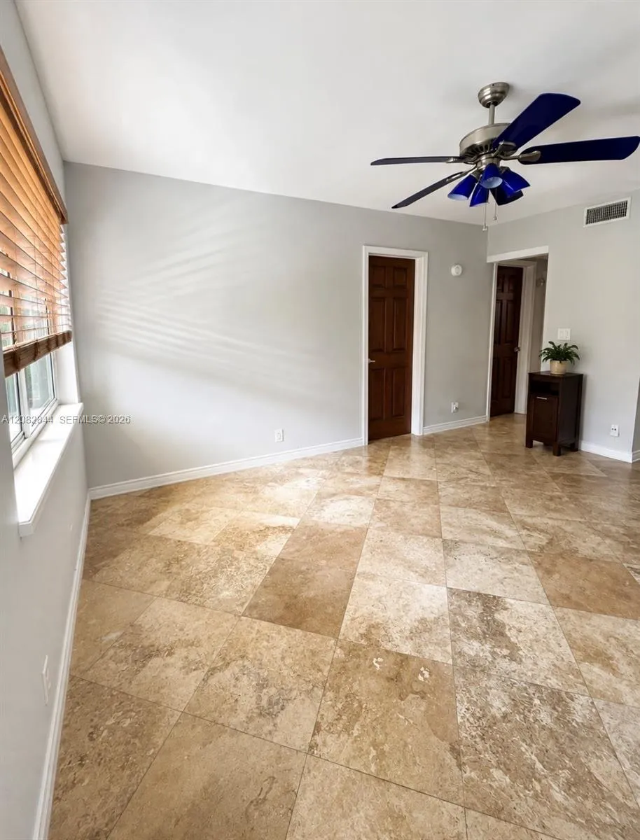 1000 SE 15th St #205 Fort Lauderdale, FL 33316