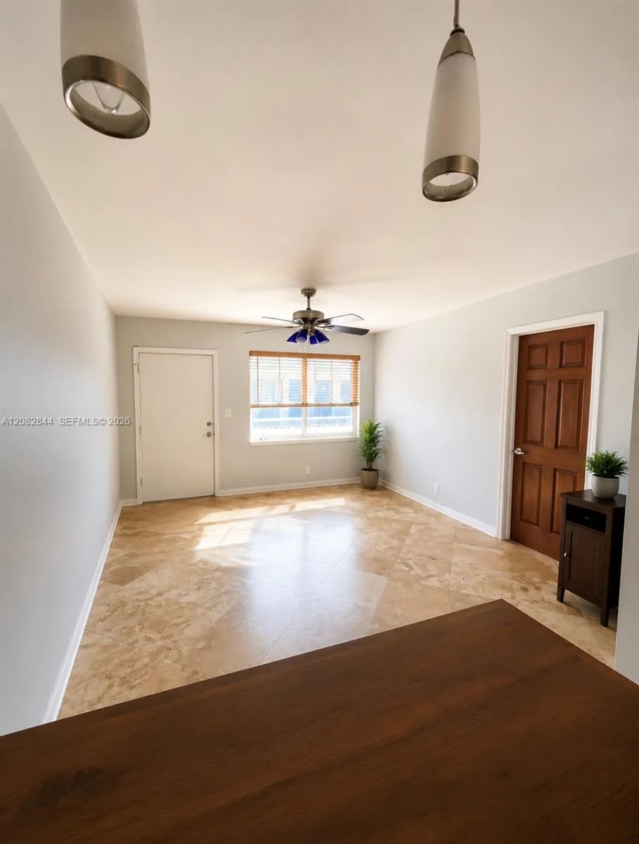 1000 SE 15th St #205 Fort Lauderdale, FL 33316