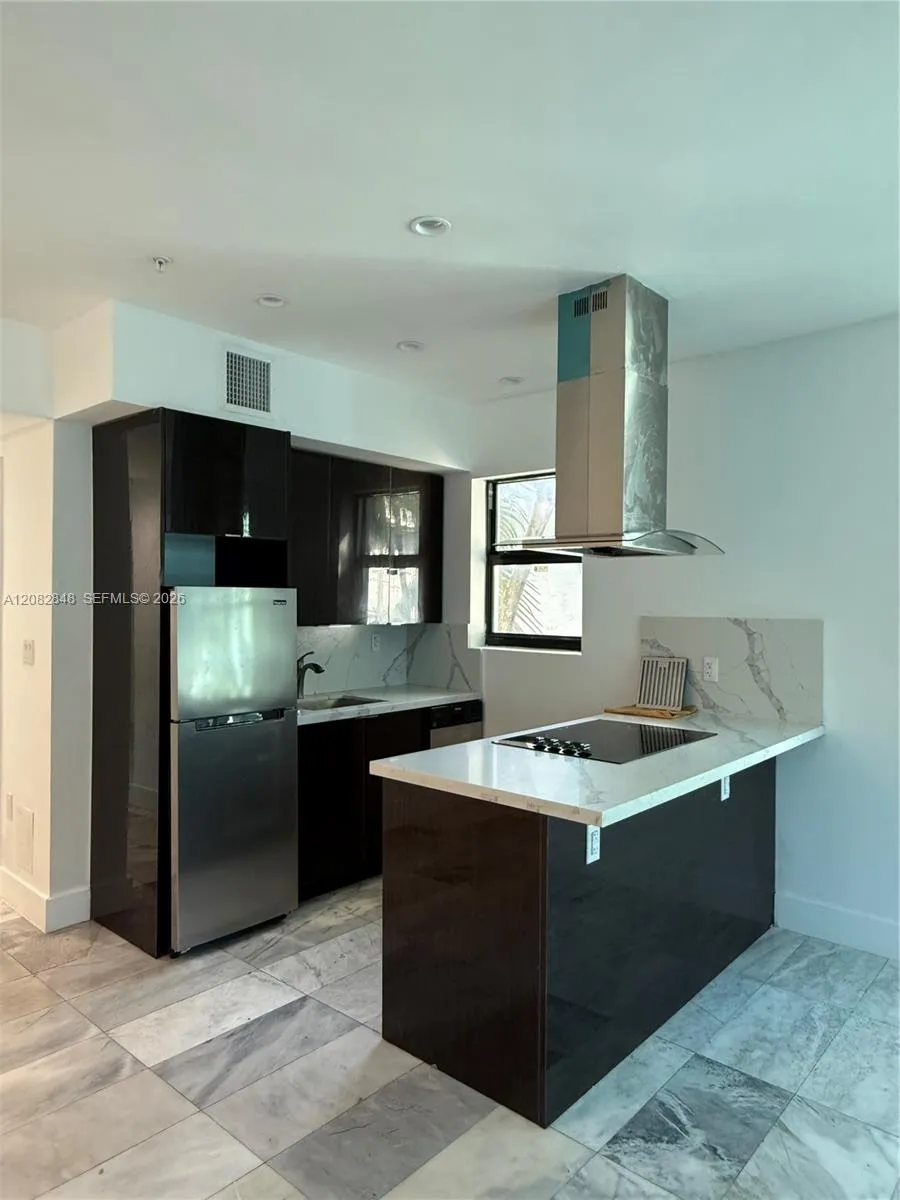 1560 Drexel Ave #107 Miami Beach, FL 33139