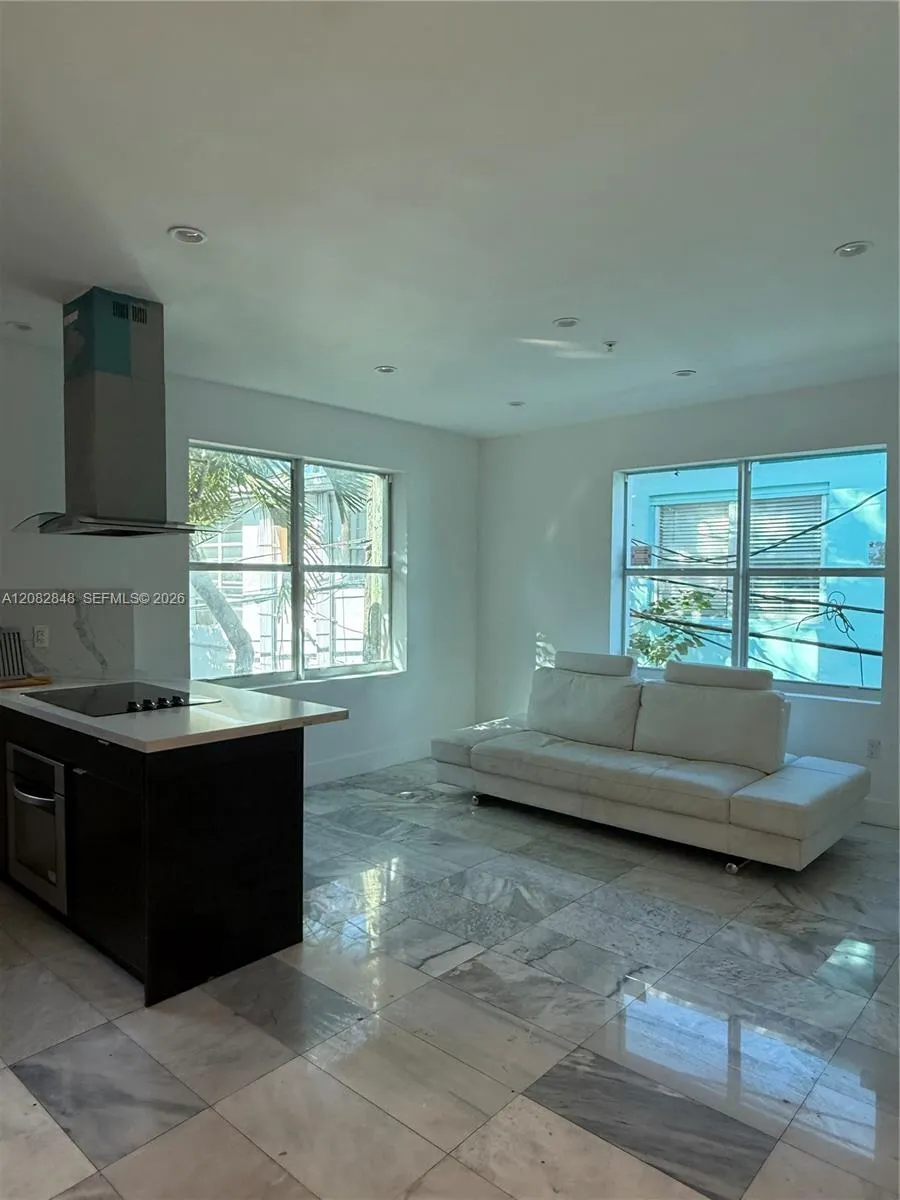 1560 Drexel Ave #107 Miami Beach, FL 33139