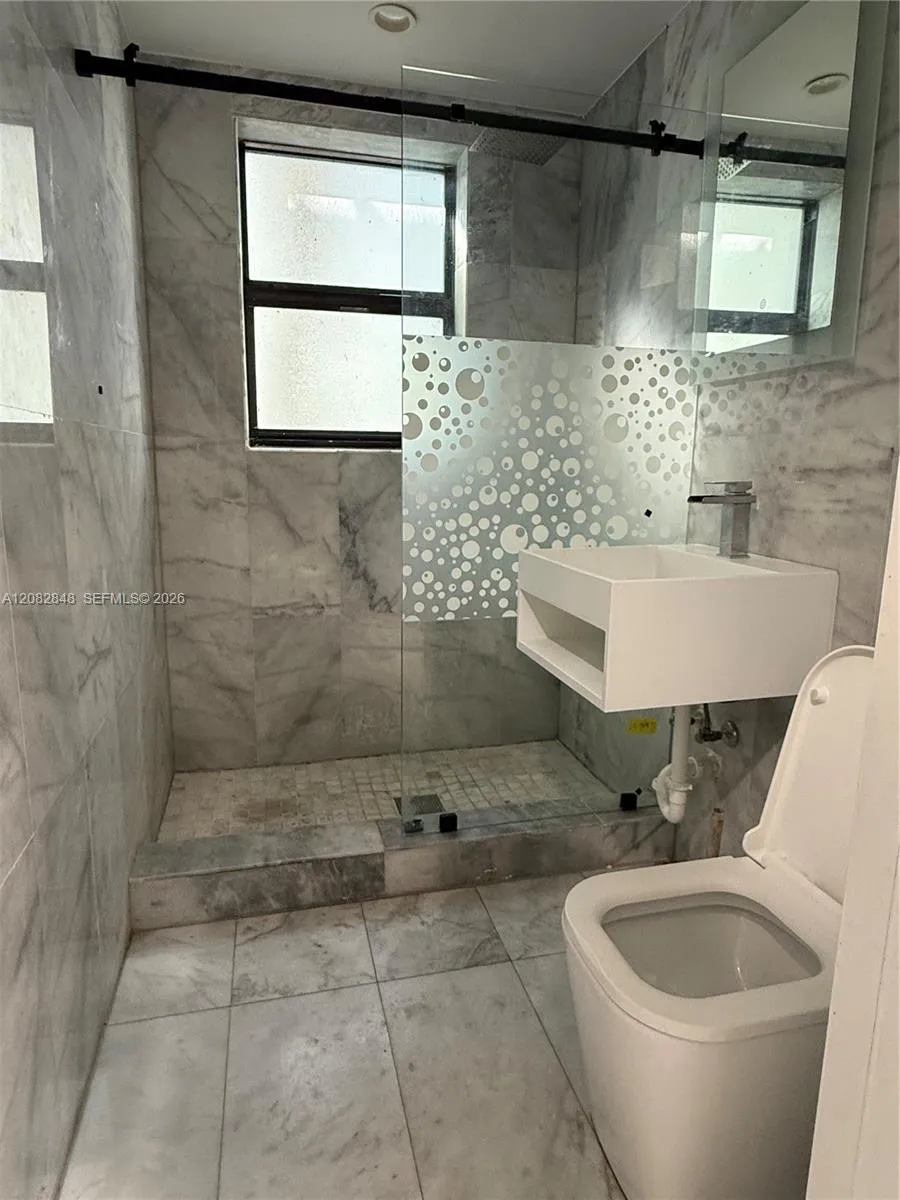 1560 Drexel Ave #107 Miami Beach, FL 33139