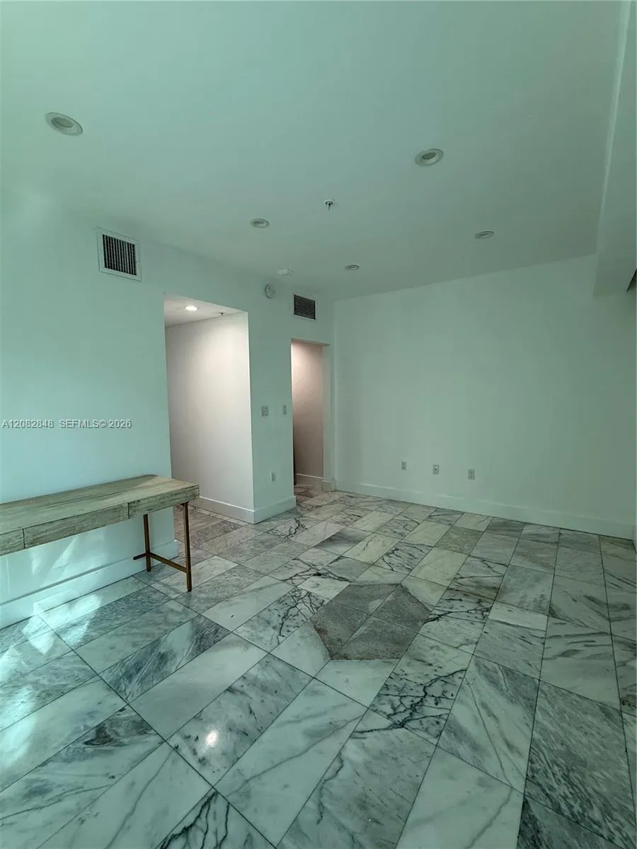 1560 Drexel Ave #107 Miami Beach, FL 33139