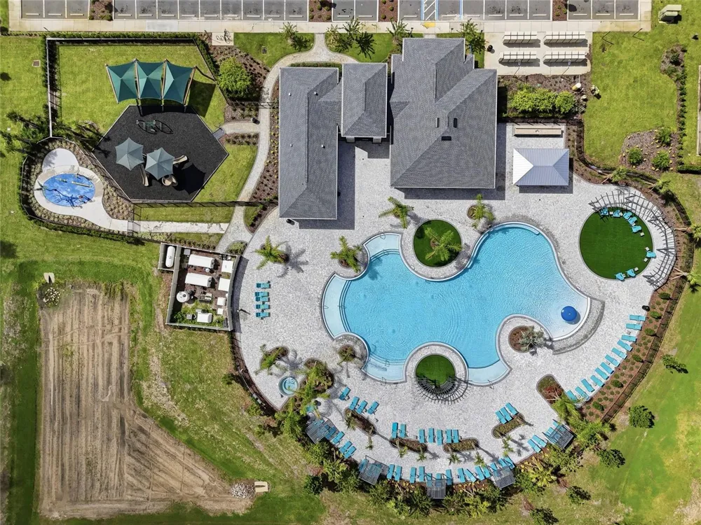 2815 MOULIN ROAD Davenport, FL 33837