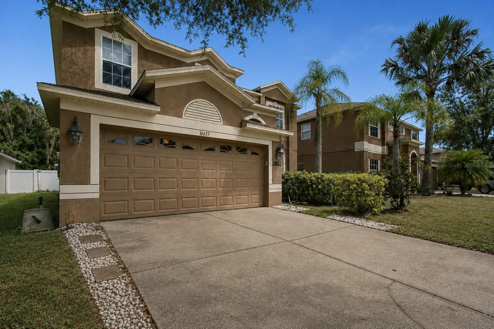 10637 LIBERTY BELL DRIVE Tampa, FL 33647