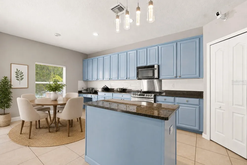 10637 LIBERTY BELL DRIVE Tampa, FL 33647